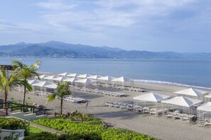 Beach - Resort with 2 bedrooms at peaceful Puerto Vallarta - 1 & 3 bedrooms available (Puerto Vallarta)