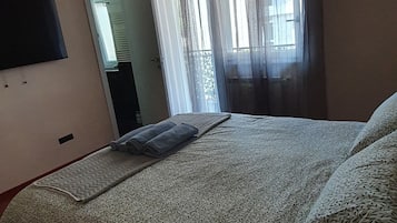 Căn hộ, 3 phòng ngủ, quang cảnh thành phố | Nệm Select Comfort, két bảo mật tại phòng, trang trí khác biệt