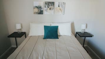 Desk, free WiFi, bed sheets