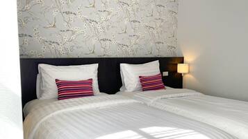 Standard-Doppel- oder -Zweibettzimmer