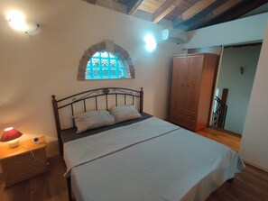 4 bedrooms, Internet - Steinhaus mit Pool im Natur by Interhome (Medulin/Ližnjan)