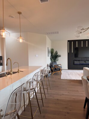Interior - Spacious and Modern 5-bedroom in Legacy Hills, Celina (Celina)