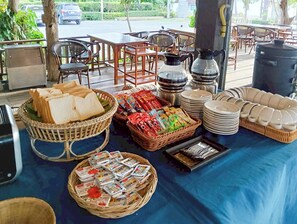 Desayuno estilo bufé