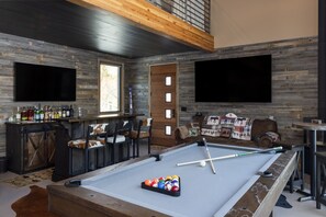 Game room - The Sun Valley Rusty Barn Estate (Hailey)