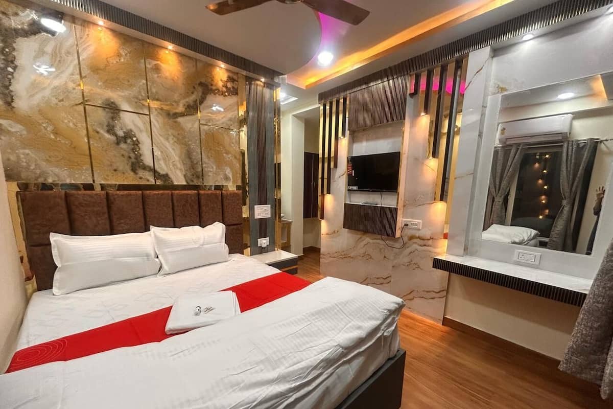 Comfort Double Room, City View