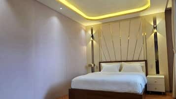 Deluxe Suite, City View