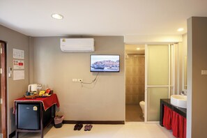 Standard Twin Room, Garden View | Interior - Cozy Lanna Hotel (Chiang Mai)