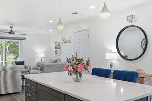 Interior - Chic Coastal Retreat Steps to Pool, Walk to Beach, Dining & Shopping (Miramar Beach)