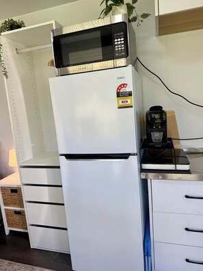 Private kitchen - Unique quirky bungalow in the heart of Howard township. (Howard)