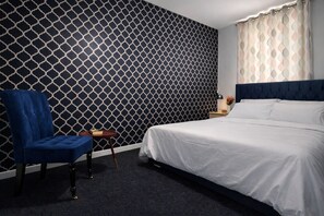 3 bedrooms, iron/ironing board, free WiFi, bed sheets - 3 bedroom Apartment in Central Kirkcaldy Fife-Secure, WiFi, Long stay welcome (Kirkcaldy)