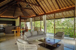 Superior Villa, Pool View | Interior - Villa Campania Bali (Sukawati)