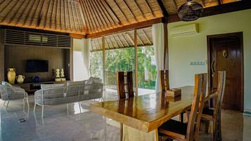 Vila Standar | Interior