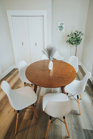 Dining - 12 Min Walk to Riverfront, Beautiful Peaceful Home (Wilmington)