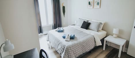 3 chambres, bureau, Wi-Fi, draps fournis