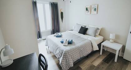 12 Min Walk to Riverfront, Beautiful Peaceful Home