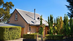 Exterior - El Camino Fireplace and Spa (Elevated Plains)