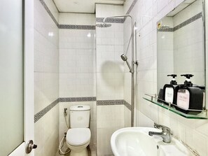 Superior szoba kétszemélyes ággyal | Fürdőszoba