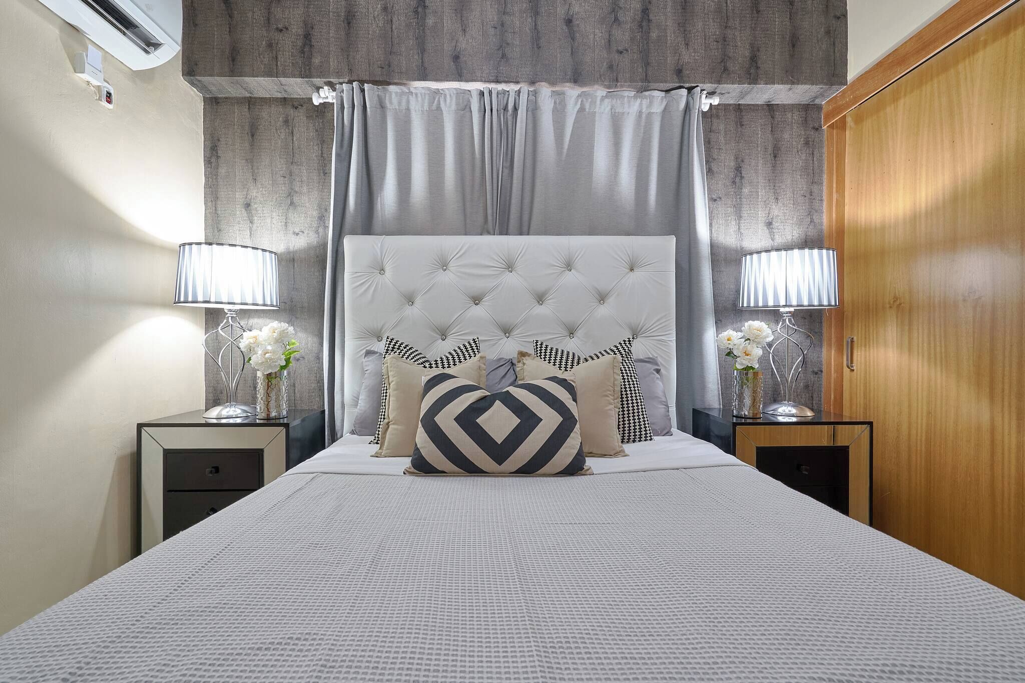 Condo, 3 Bedrooms, Accessible, Balcony