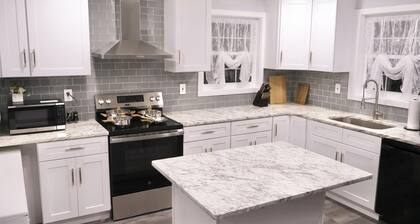 Entire Suburban Home 15 Mins to Philly & Stadium