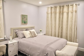 Unclassified image, 2 of 44, button - Entire Suburban Home 15 Mins to Philly & Stadium (Essington)