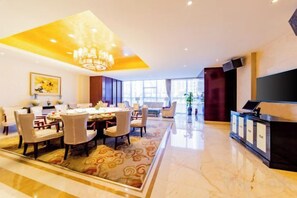 Unclassified image, 3 of 108, button - The Royal International Hotel (Ordos)