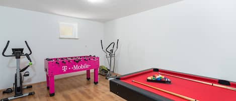 Familiehus, flere soverom (Villa Ester - Private Pool Escape for) | Spillrom
