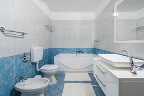 Bathroom - Villa Ester - Private Pool Escape for 8 (Krsan)