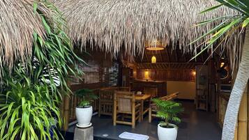 Standard Oda, Plaj Manzaralı | Açık havada yemek servisi