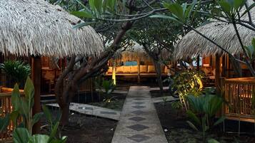 Standard Room, Beach View | Property grounds