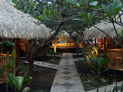 Bambuu Gili Air
