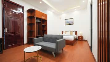 Suite, City View | Interior