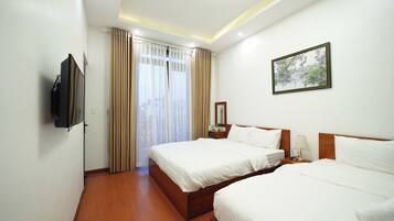 Doppel- oder Zweibettzimmer, Balkon, Stadtblick