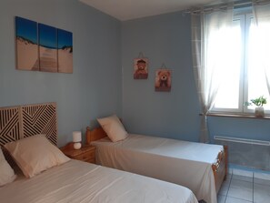 2 habitaciones, tabla de planchar con plancha y wifi gratis 