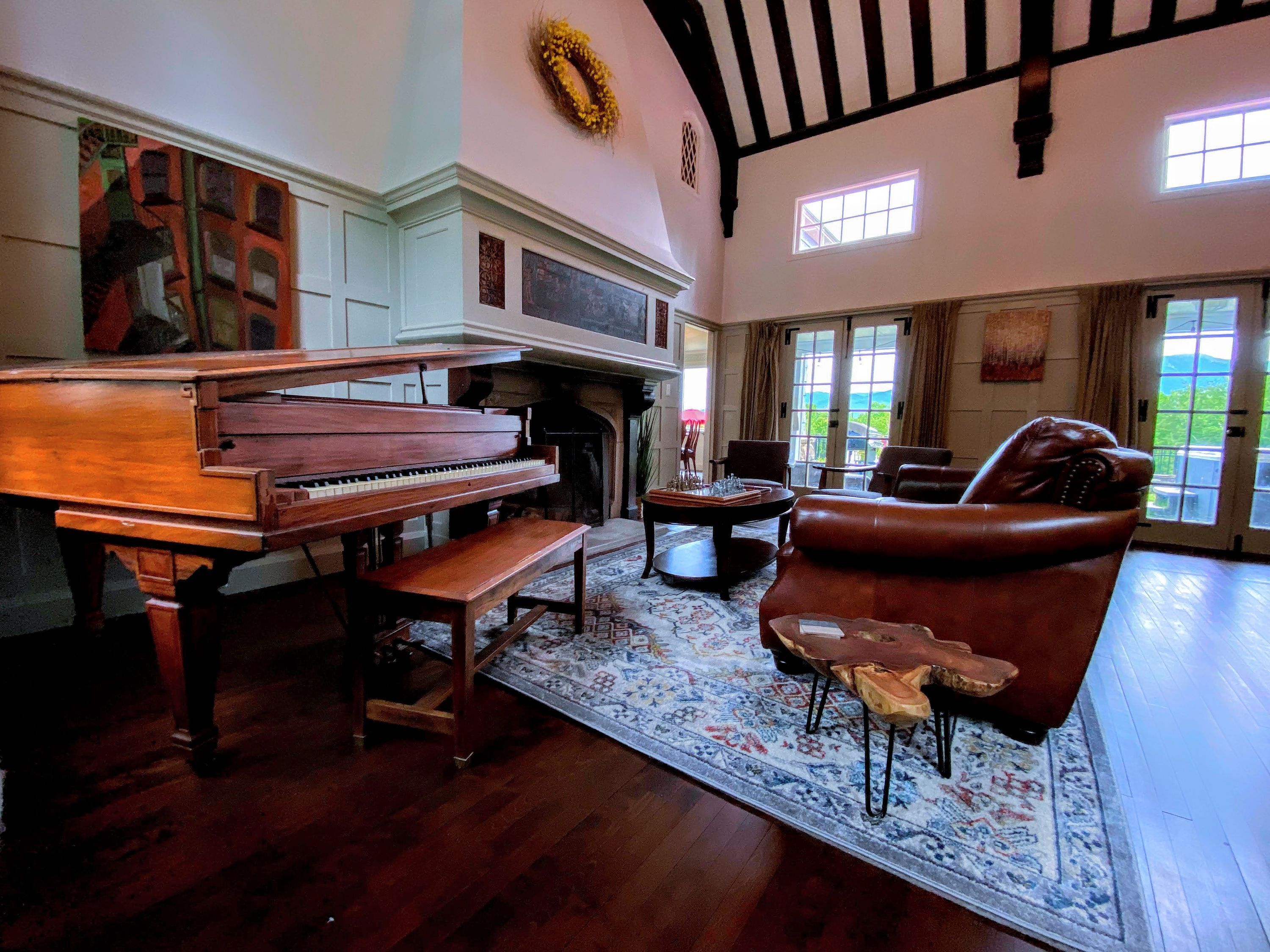 House | 8 bedrooms