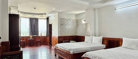 Family Room | Free WiFi