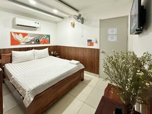 Basic Room, Non Smoking - My Thanh Hotel (Ho Chi Minh)