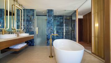 Deluxe Villa, Ocean View | Bathroom