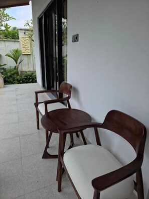 Deluxe Double Room | Terrace/patio - Loka Subha Guest House (Bangli)