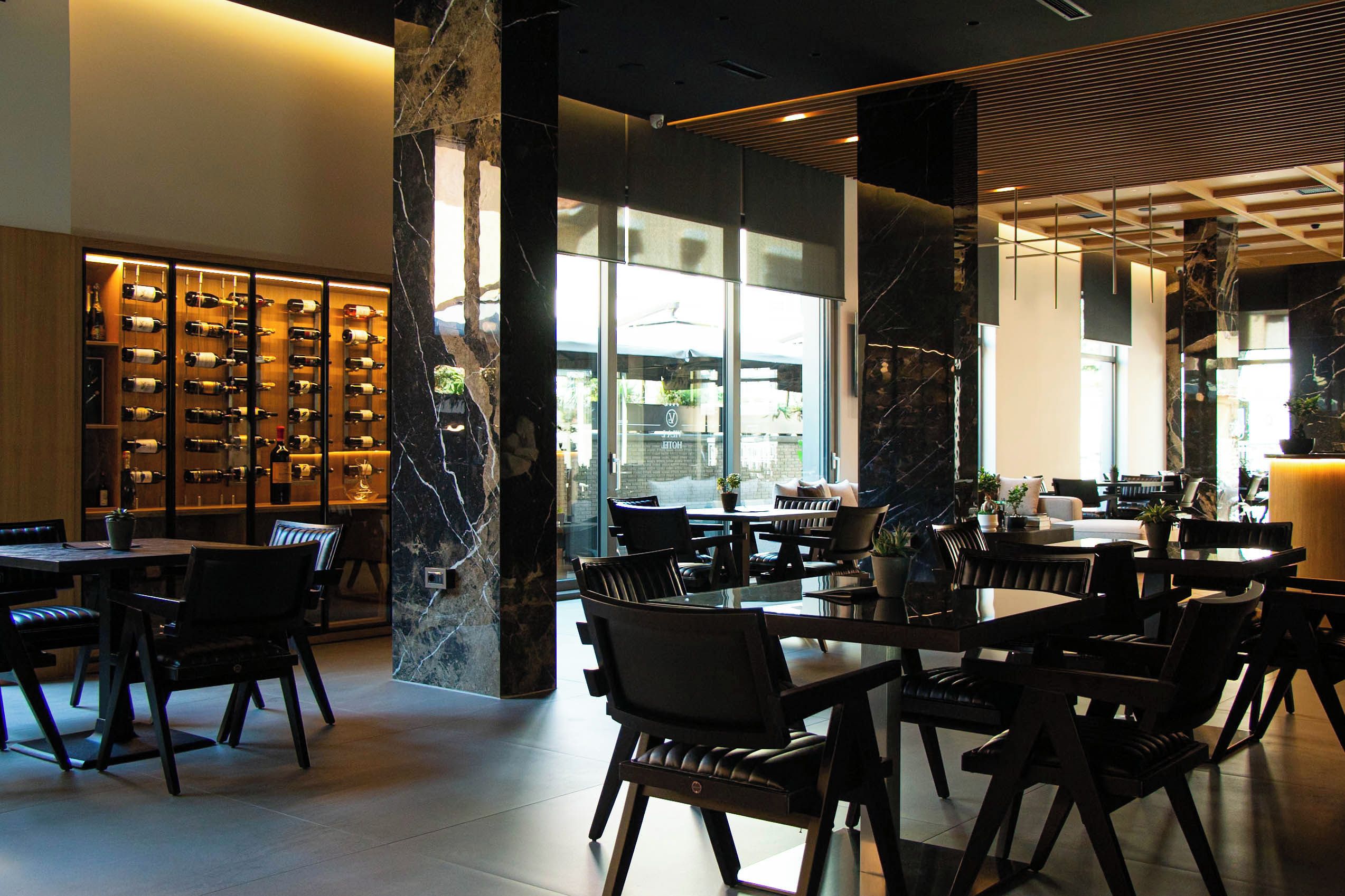 酒吧（店内）