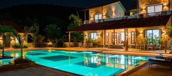 Raas Stays by ELIVAAS 4BHK Villa