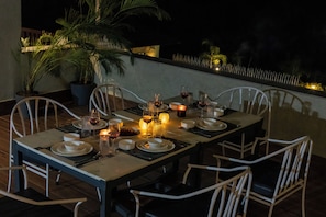 Khu ẩm thực ngoài trời