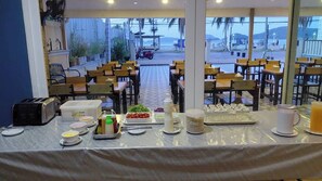 Outdoor dining - Panwa Sunset Beachfront  (Tambon Wichit)