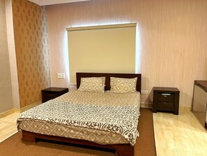 Premium bedding, bed sheets