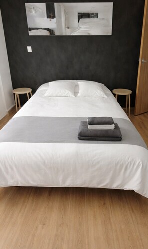 3 bedrooms, iron/ironing board, travel cot, WiFi