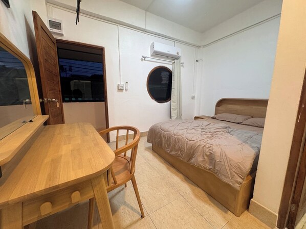 Room - D6 Apartment at the Pier 4 of 6 (Ko Pha-ngan District)