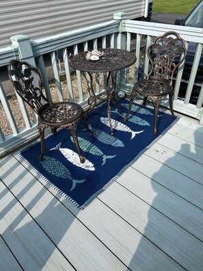 Outdoor dining - Cozy 2-Bedroom Mobile Home in Kirkcolm with Sea Views (Kirkcolm)
