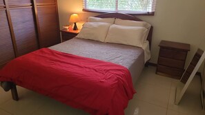 Room - Family-Friendly Condo with Pool view, Walk to Jaco Beach (Jaco)