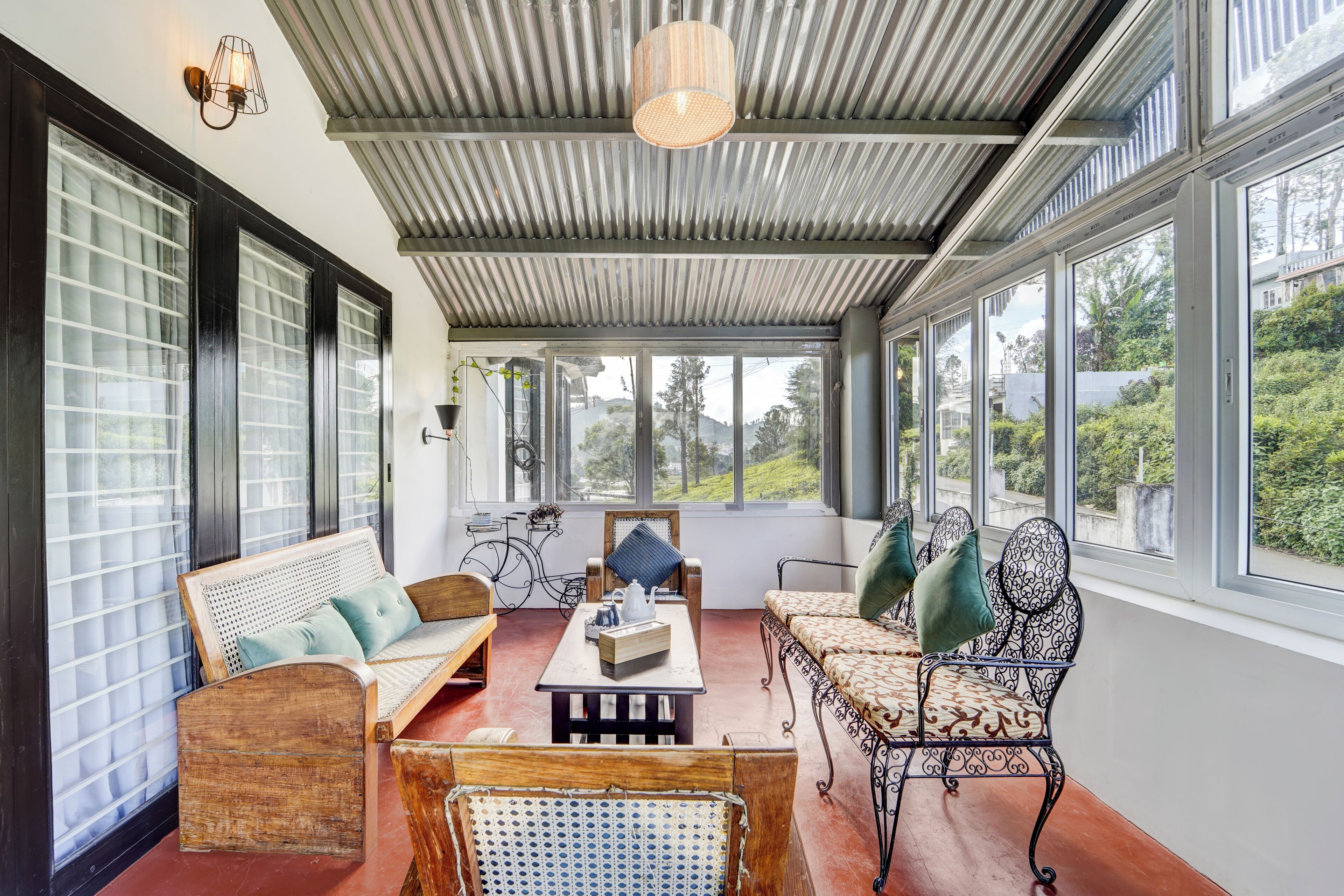 Deluxe Villa | Living area