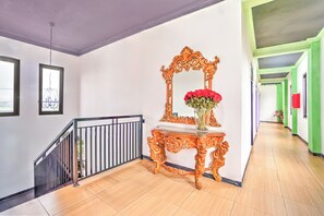 Interior - Hotel O near Juanda Airport formerly Azz (Sidoarjo)