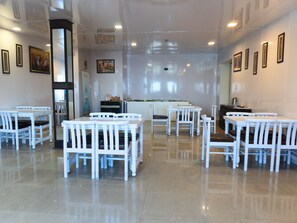 Dining - Maharana Palace (Mussoorie)